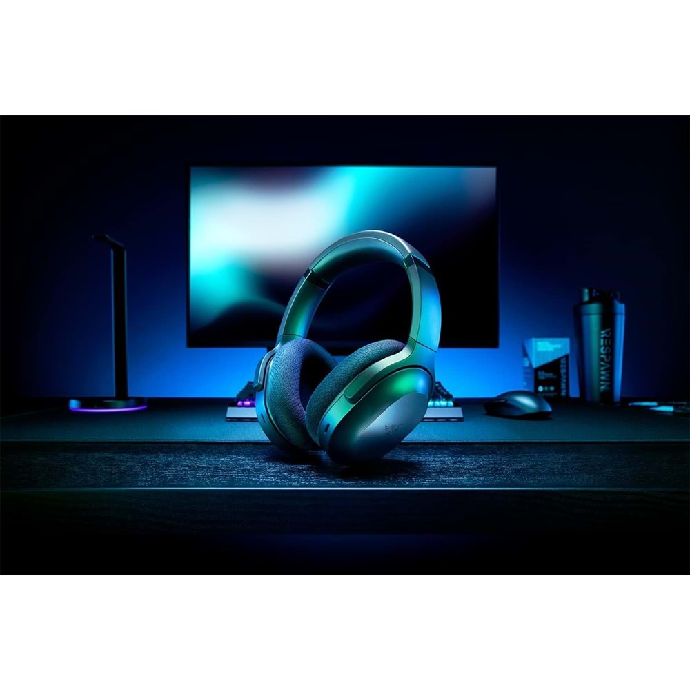 Razer Barracuda Kablosuz Gaming Kulaklık RZ04-03790100-R3M1